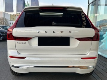 Volvo XC60 II 2026 2.0 B5 AWD Ultra Bright (250 KM) Podgrzewana kierownica, zdjęcie 1