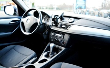 BMW X1 E84 Crossover sDrive18d 143KM 2011 BMW X1 Zadbana 2.0 Diesel 143KM, zdjęcie 17