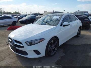 Mercedes Klasa A W177/V177 2022 Mercedes-Benz Klasa A 2022 Mercedes-Benz A-Class A 220 Sedan 2.0 Benzyna, zdjęcie 1