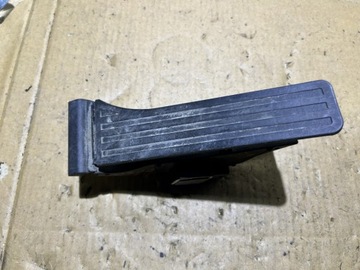 PEDAŁ POTENCJOMETR GAZU MERCEDES E KLASA W212 2.2 CDI A2223001000