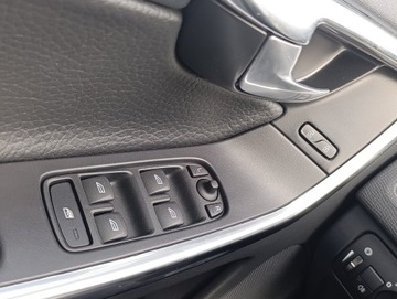 Volvo XC60 I SUV 3.0 T6 304KM 2013 VOLVO XC60 T6, Automat, Dokumentacja , AWD, Podgrzewane 4 fotele, zdjęcie 14