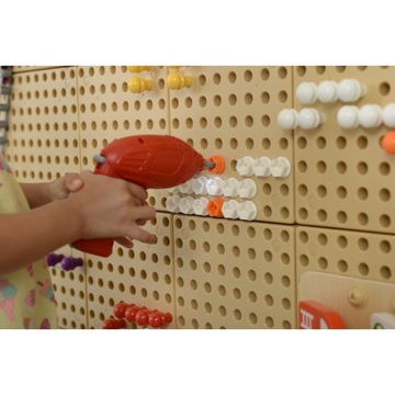 НАБОР ИНСТРУМЕНТОВ С ОТВЕРТКОЙ