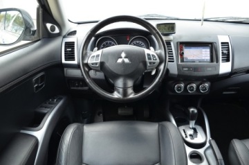Mitsubishi Outlander II 2013 2.0i 150KM SERWIS NAVI KAMERA SKÓRA XENON EL.FOTELE GRZ.FOTELE, zdjęcie 25