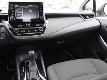 Toyota Corolla XII Sedan 1.8 Hybrid 122KM 2021 Toyota Corolla 1.8 Hybrid, Salon Polska, zdjęcie 7