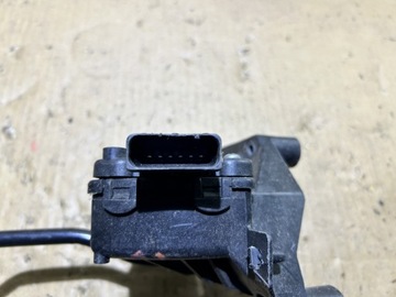 ПЕДАЛЬ ПОТЕНЦИОМЕТРА ГАЗА OPEL CORSA C 9129857