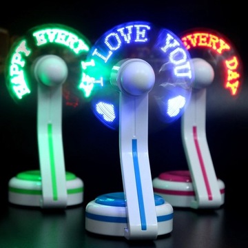 Wiatrak Wiatraczek LED led wentylator Wentylatorek USB NAPISY ŚWIATŁO