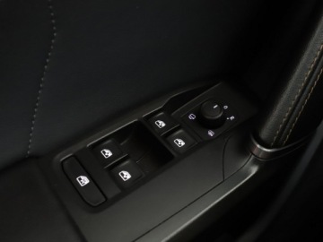 Cupra Formentor Crossover 2.0 TDI 150KM 2023 Cupra Formentor FV23% automat 4Drive virtual navi, zdjęcie 38