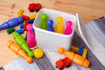 Белое прямоугольное ведро 12л с крышкой для еды.