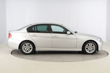 BMW Seria 3 E90-91-92-93 Limuzyna E90 318i 129KM 2007 BMW 3 318 i, Xenon, Klima, Klimatronic, Tempomat, zdjęcie 5
