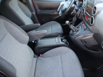 Citroen Berlingo II Combi Facelifting 2015 1.6 VTi 120KM 2018 Citroen Berlingo 1.6 VTi, Salon Polska, zdjęcie 8