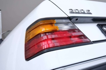 Mercedes W124 Sedan 2.0 118KM 1991 Mercedes-Benz W124 (1984-1993) 2.0 Benzyna 118KM, zdjęcie 15