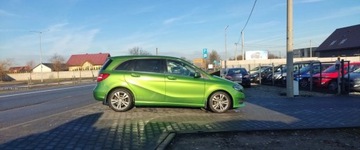 Mercedes Klasa B W246 Sports Tourer Facelifting 2.0 220 184KM 2016 Mercedes-Benz Klasa B 2.0 benz 4x4,bezwypadek ,bogata wersja ,chromy,kamera, zdjęcie 9