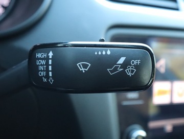 Skoda Octavia III Kombi Facelifting 2.0 TDI 150KM 2019 Skoda Octavia 2.0 TDI, Salon Polska, zdjęcie 17