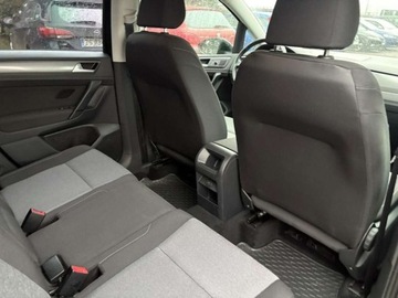 Volkswagen Golf Sportsvan Sportsvan 1.2 TSI BlueMotion Technology 110KM 2015 Volkswagen Golf Sportsvan 1.2 TSI 110KM Trendline Czujniki Klimatyzacja, zdjęcie 25