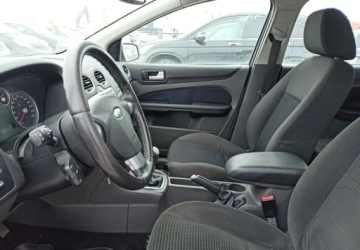 Ford Focus I Sedan 1.8 TDCi 115KM 2005 Ford Focus Ford Focus 1.8 Diesel 115KM, zdjęcie 7