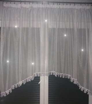 ГЛАДКАЯ БЛЕСТЯЩАЯ МАРНИРОВКА МОРОЗНЫЙ БЛЕСК РАЩЕЛЬНАЯ НИТЬ ДЛЯ ВОЛОС ГОСТИНАЯ