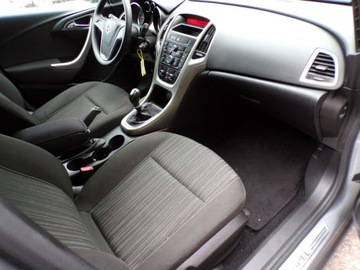 Opel Astra J Hatchback 5d 1.6 Twinport ECOTEC 115KM 2010 Opel Astra KLIMATYZACJA, zdjęcie 21