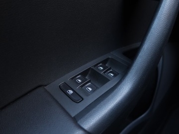 Skoda Octavia III Kombi 2.0 TDI CR DPF 150KM 2015 Skoda Octavia 2.0 TDI, Salon Polska, Serwis ASO, zdjęcie 15