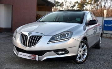 Lancia Delta III Hatchback 1.6 MultiJet 120KM 2010 Lancia Delta Alusy skora i alcantara idealny 1.6 Diesel 120KM, zdjęcie 5