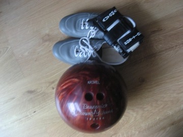 Оригинальный набор аксессуаров: бейсбольный мяч и т. д.