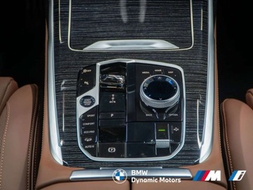 BMW X7 SUV Facelifting 3.0 40i 381KM 2025 BMW X7 xDrive40i 381 KM mHEV - Pakiet M Pro - Hak Holowniczy - Kamera 360, zdjęcie 33