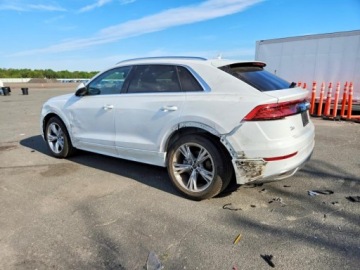 Audi Q8 2023 Audi Q8 Premium Plus 2023 3.0 Benzyna 335KM, zdjęcie 1