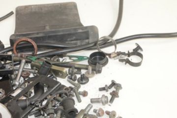 КОМПЛЕКТ БОЛТОВ YAMAHA FAZER 600 FZS 98-03