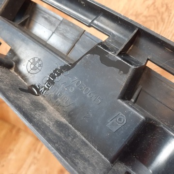 Выдвижной держатель крепления бампера BMW E46 СЕДАН