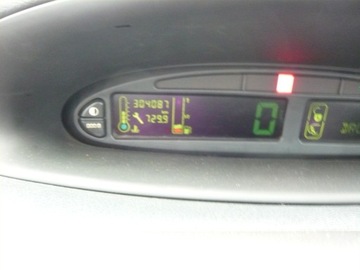 Citroen Xsara II 2003 Citroen Xsara Picasso 1.8 benzyna TANIE auto , sprawne, BEZ rdzy, opłacony, zdjęcie 12