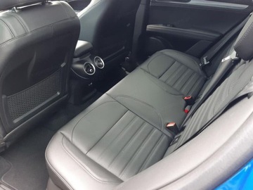 Alfa Romeo Stelvio SUV Facelifting 2023 2.0 GME Turbo 280KM 2025 ALFA ROMEO Stelvio Veloce Q4 Suv 2.0 (280KM) 2025, zdjęcie 9