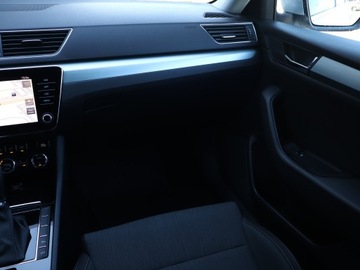 Skoda Superb III Liftback 2.0 TDI 150KM 2018 Skoda Superb 2.0 TDI, Salon Polska, Automat, Navi, zdjęcie 7