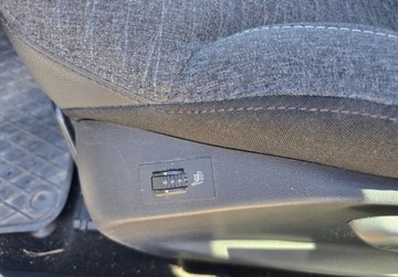 Citroen C3 II Hatchback facelifting 1.2 VTi 82KM 2016 Citroen C3 1,2 Benzyna 82 KM GWARANCJA Zamiana Zarejestrowany 1.2 Benzyna, zdjęcie 24