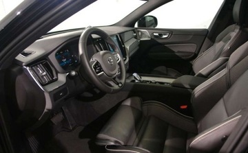 Volvo XC60 II 2025 Volvo XC 60 Volvo XC 60 B5 B AWD Ultimate Black Edition 2.0 Benzyna 250KM, zdjęcie 13