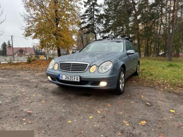 Mercedes Klasa E W211 Kombi S211 1.8 (200 Kompressor) 163KM 2004 Mercedes Klasa E 200 Kompressor Automatik Classic1.8 benz 163KM 2004r, zdjęcie 1