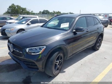 Mercedes GLC C254/X254 2022 Mercedes-Benz GLC 2022r, 4Matic, 2.0L 2.0 Benzyna 255KM, zdjęcie 1