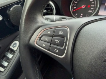 Mercedes Klasa C W205 Kombi Facelifting 1.6 180 156KM 2018 Mercedes C 180 Manual | Bezwypadkowy |Serwisowany, zdjęcie 37