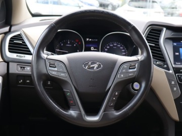 Hyundai Santa Fe III SUV Facelifting 2.0 CRDi 185KM 2017 Hyundai Santa Fe 2.0 CRDi, Salon Polska, zdjęcie 14