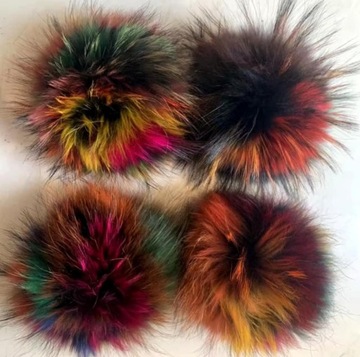 Pompon z jenota naturalnego do czapki MULTI KOLOR