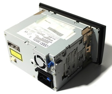 AUDI РАДИО НАВИГАЦИЯ 8E0035193A