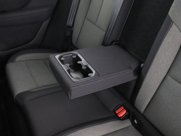 Volvo XC40 Crossover Facelifting 2.0 B3 163KM 2022 Volvo XC 40 FV23% automat B3 mHEV kamera navi LED, zdjęcie 38