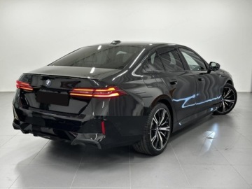 BMW Seria 5 G90-91 Touring 2.0 520d 197KM 2026 BMW Seria 5 520d xDrive Sport Sedan 2.0 (197KM) 2026, zdjęcie 2