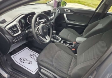 Kia Ceed II Hatchback 5d Facelifting 1.4 DOHC 100KM 2018 Kia Ceed Kia Ceed 1.4 Attract 1.4 Benzyna 100KM, zdjęcie 10