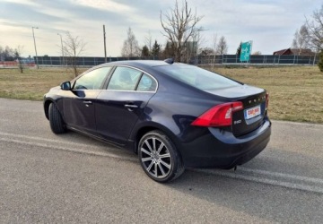 Volvo S60 II Sedan Facelifting 2.0 D2 DRIVE-E 120KM 2017 Volvo S60 Volvo S60 D2 Momentum 2.0 Diesel 120KM, zdjęcie 10
