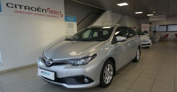 Toyota Auris II 2018 Toyota Auris Hybrid 135 Premium FV23 salon PL ...