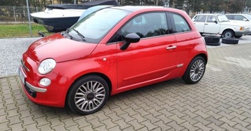 Fiat 500 II Seria 4 1.2 69KM 2015 Fiat 500 Fiat 500 1,2MPI 69KM 35tys km czujniki park, klimatronic, szklany