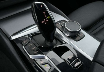 BMW Seria 5 G30-G31 Touring Plug-In 2.0 530e 292KM 2022 BMW Seria 5 4x4 Skora Navi Kamera Sport Full Led Automat FV23, zdjęcie 25