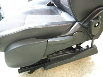 FOTELE KANAPA BOCZKI HB 5D PÓŁSKÓRA KOMPLET Opel Astra IV (2009- ) J