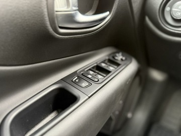 Jeep Renegade 2022 Jeep Renegade 1.3 16V T4 4xe Plug-in Hybrid 180KM, zdjęcie 32