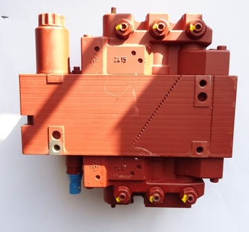 Rozdzielacz LINDE H 70D 396