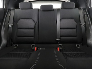 Infiniti Q30 1.5D 109KM 2016 Infiniti Q30 1.5d Premium Klimatronik Tempomat, zdjęcie 17